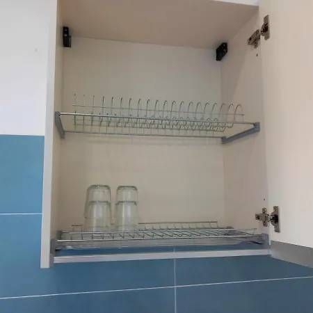 Ancora Vicino Al Mare Bludipietraligure